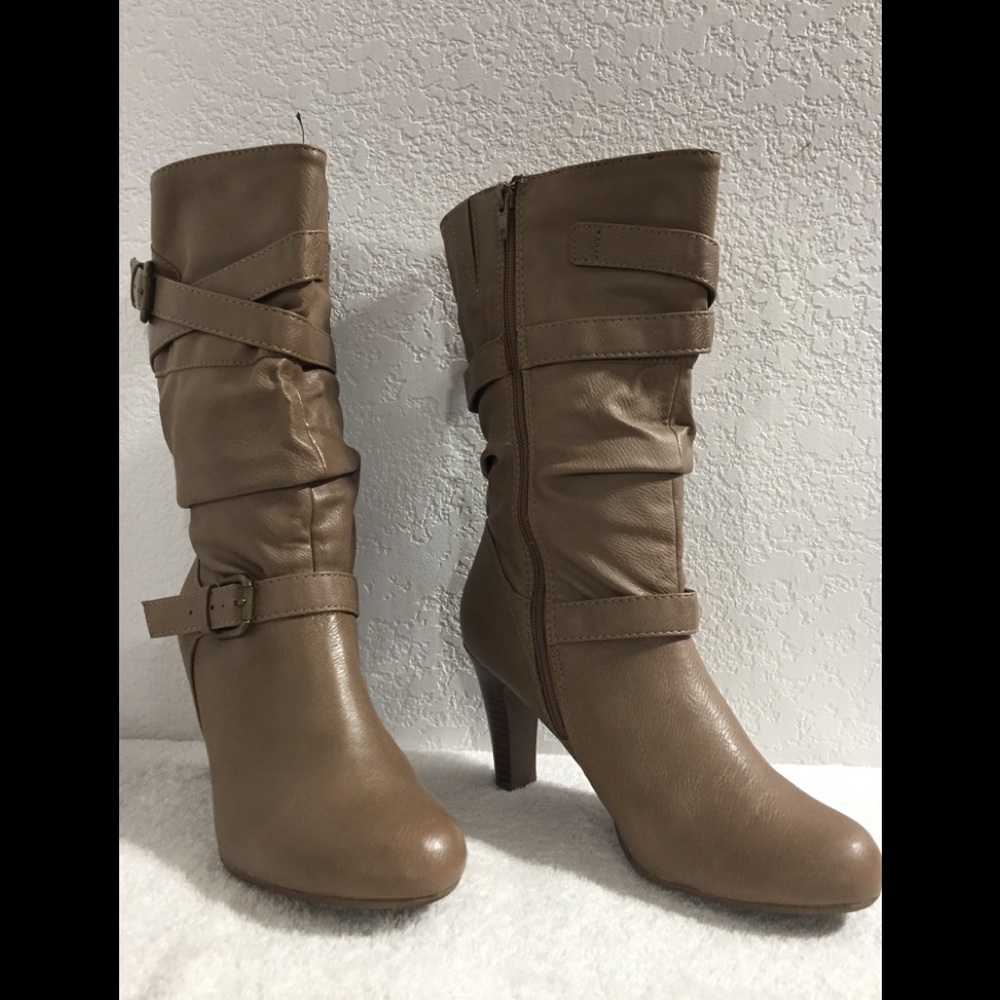 Style and Co light taup boots - Picture 2 of 8